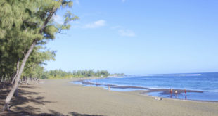 Strand von Etang Salé auf La Réunion